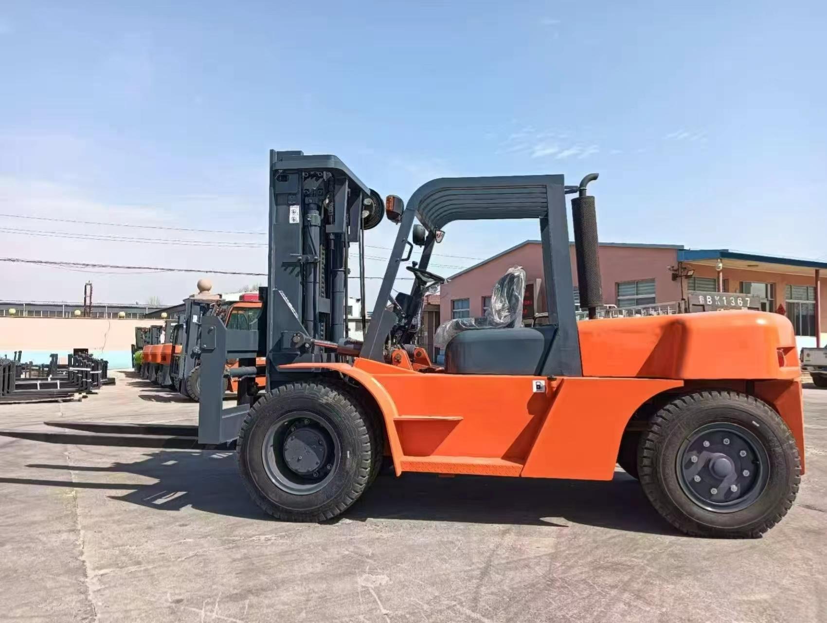 Forklift